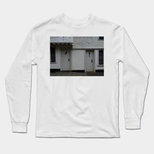 Castle Street Doors. Saffron Walden, Essex, UK Long Sleeve T-Shirt